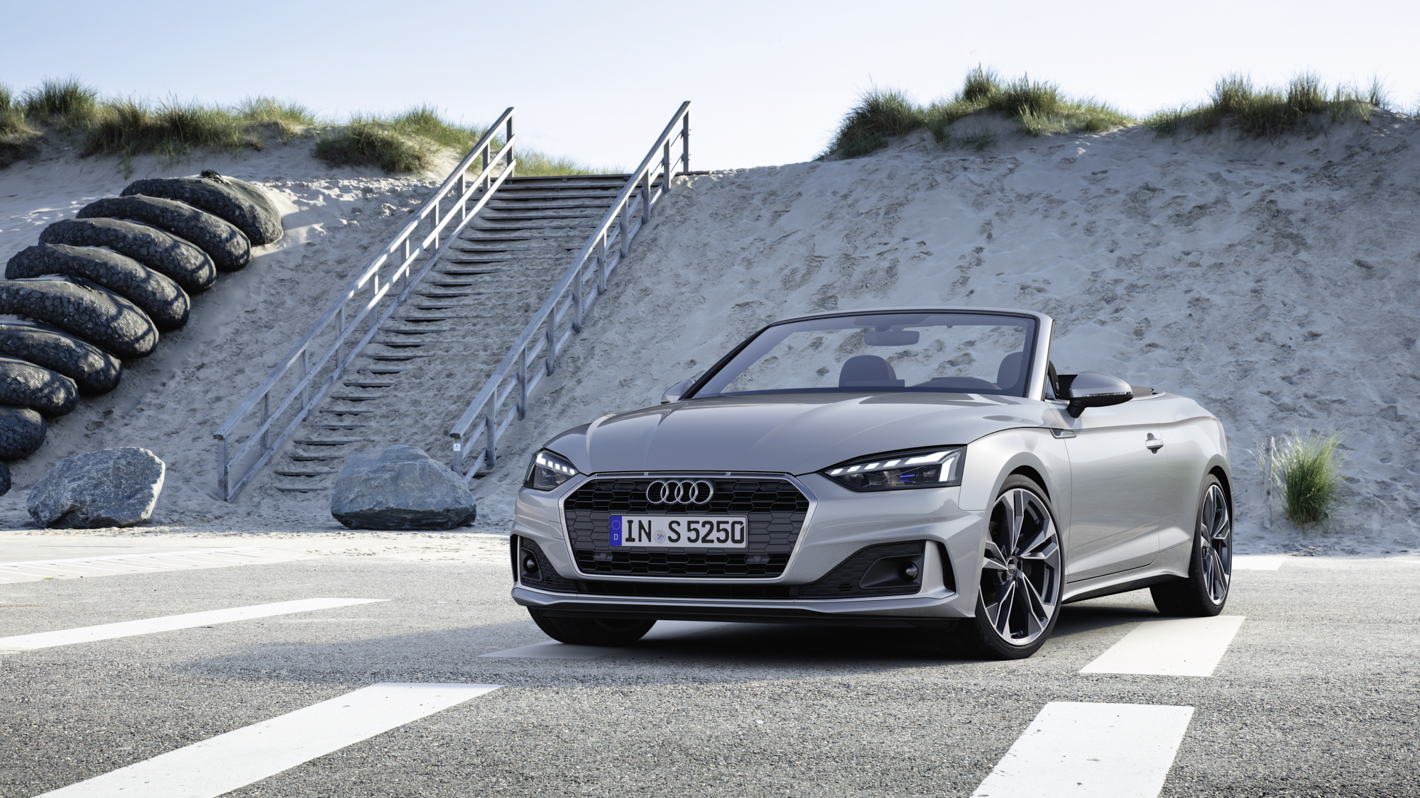 RWink_Audi_A5_Cabrio_Static_006_B2200