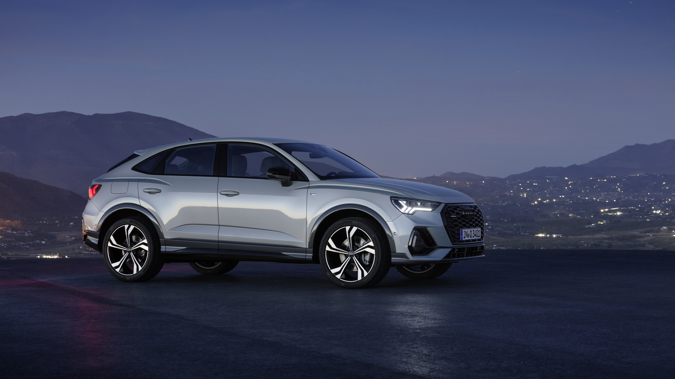 RWink_Audi_Q3_SB_Static_009_B2200