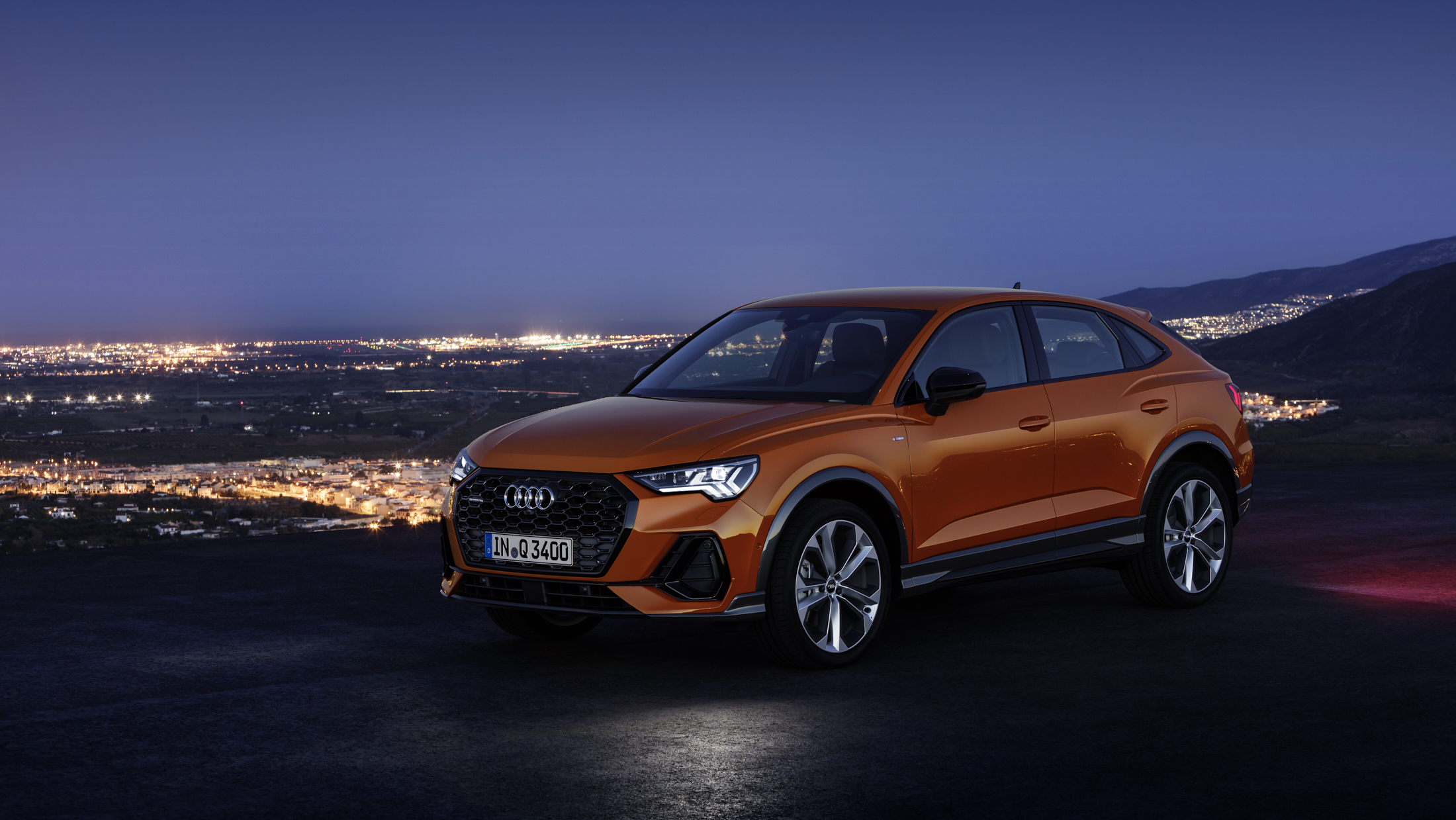 RWink_Audi_Q3_SB_Static_018_B2200