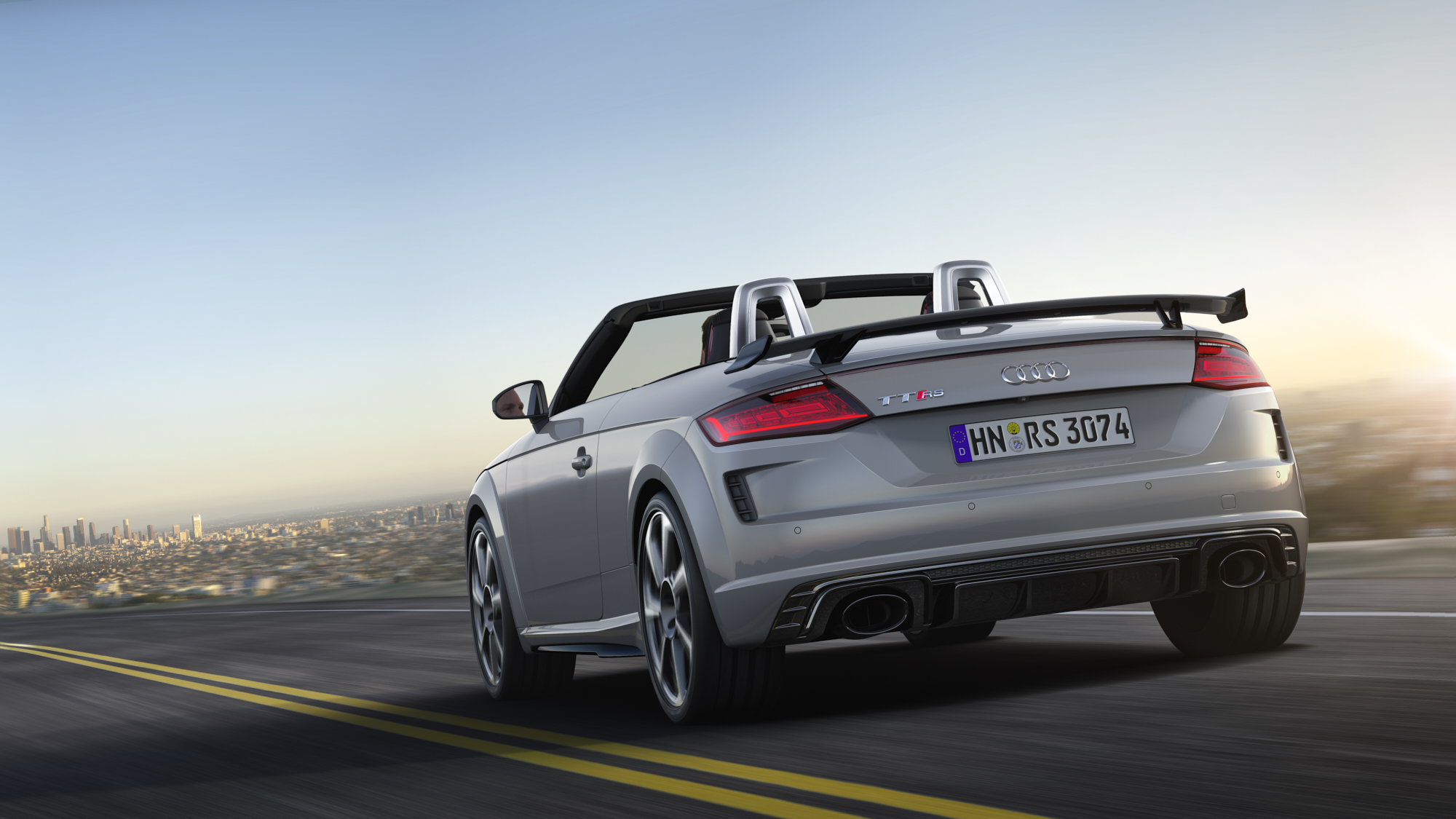 RWink_Audi_TT_RS_Roadster_Speed_004_B2200